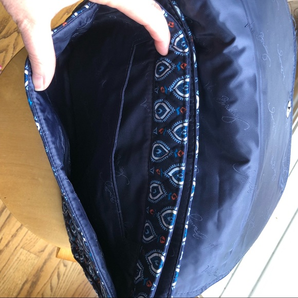 Vera Bradley convertible mailbag - Picture 4 of 4